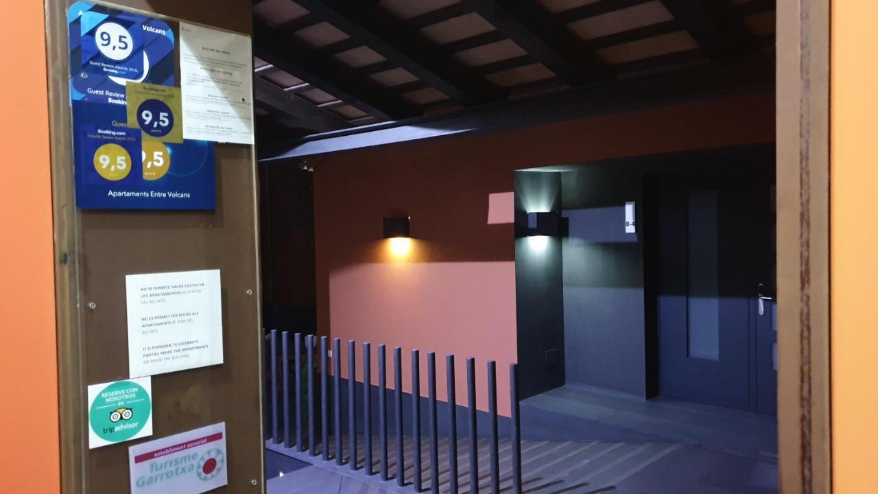 Apartaments Y Habitacions Entre Volcans Olot Exterior foto