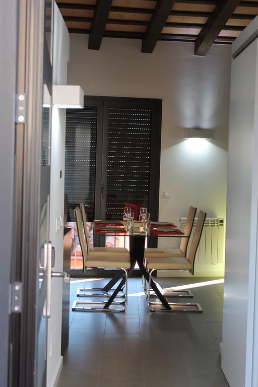Apartaments Y Habitacions Entre Volcans Olot Quarto foto