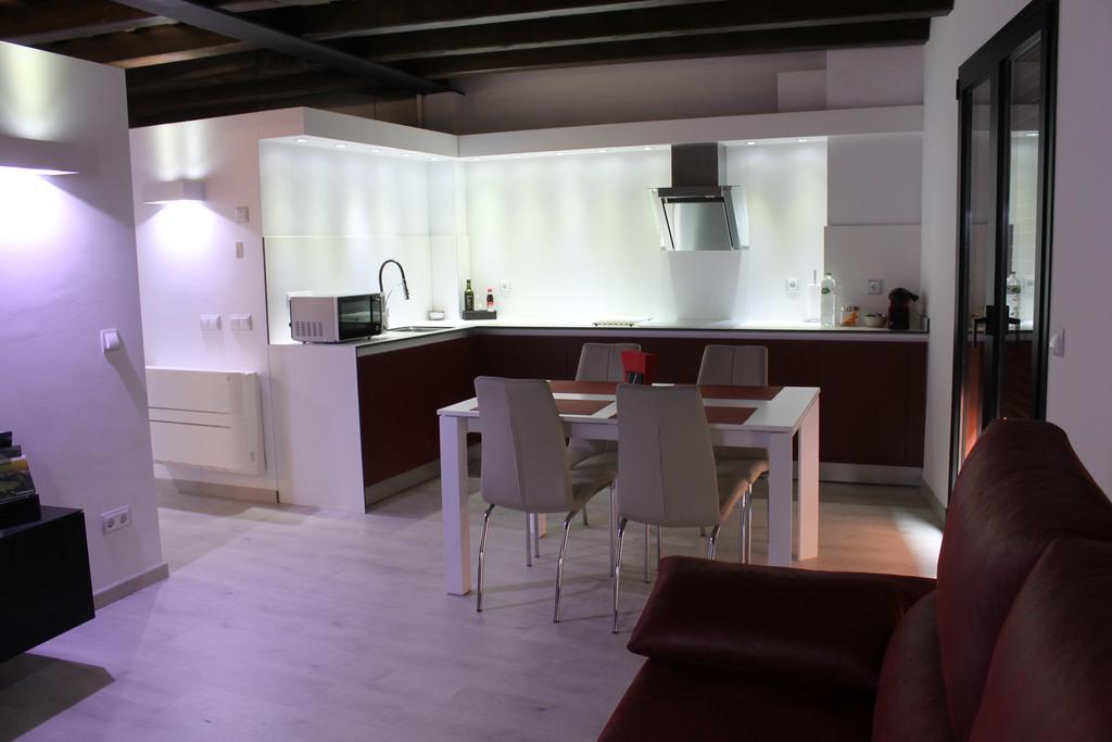 Apartaments Y Habitacions Entre Volcans Olot Exterior foto